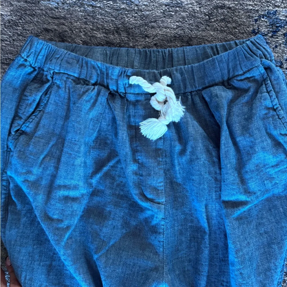 Free People | Everyday Chambray Pull On Cropped Pants - Picture 5 of 5